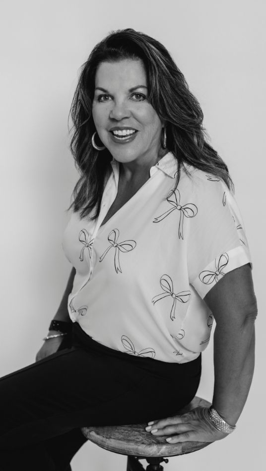 Dr. Cynthia Howard black and white headshot